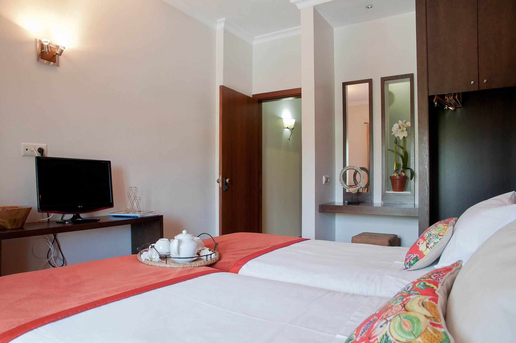 Hotel Parque Das Laranjeiras Виламура Екстериор снимка