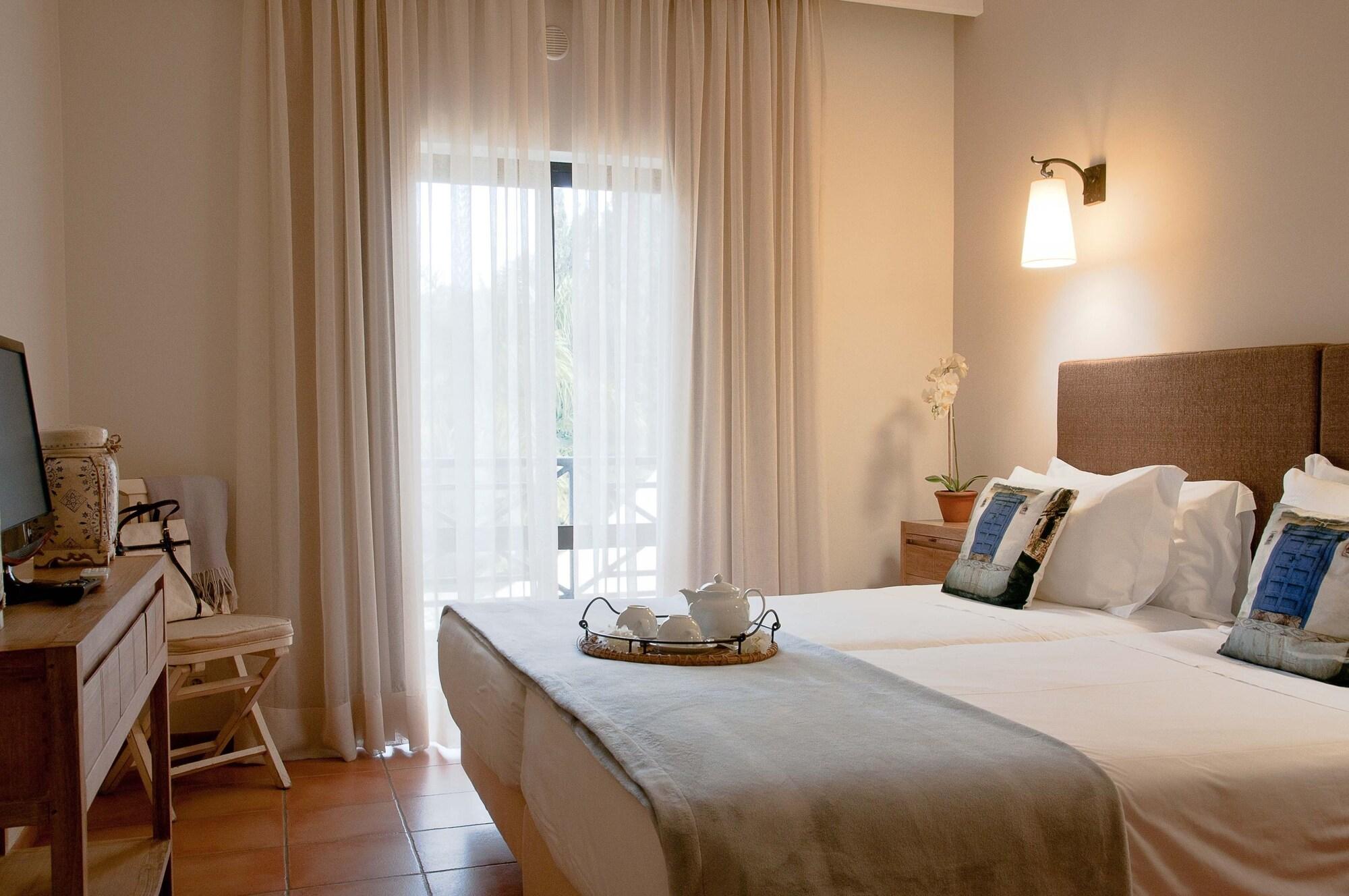 Hotel Parque Das Laranjeiras Виламура Екстериор снимка