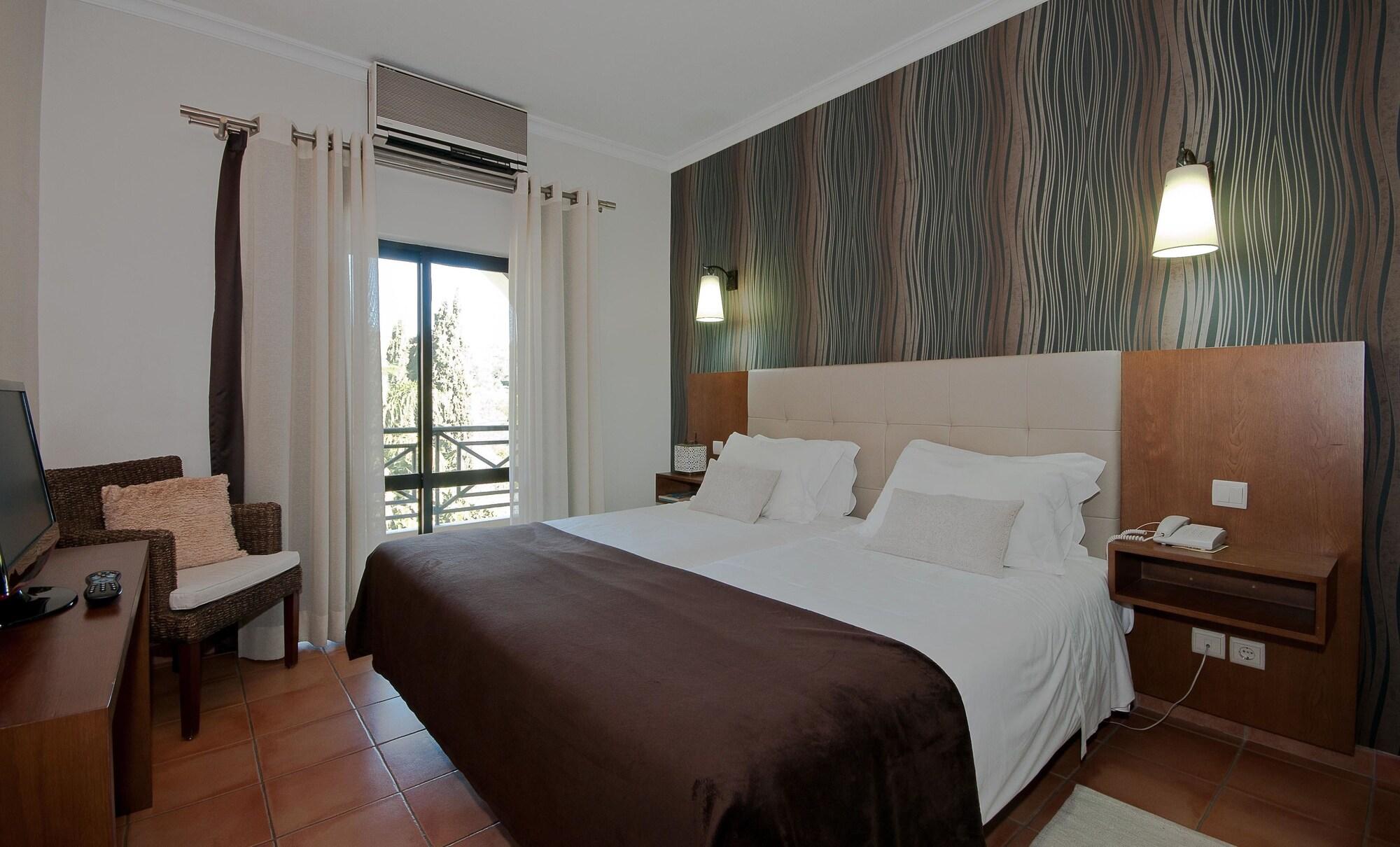 Hotel Parque Das Laranjeiras Виламура Екстериор снимка