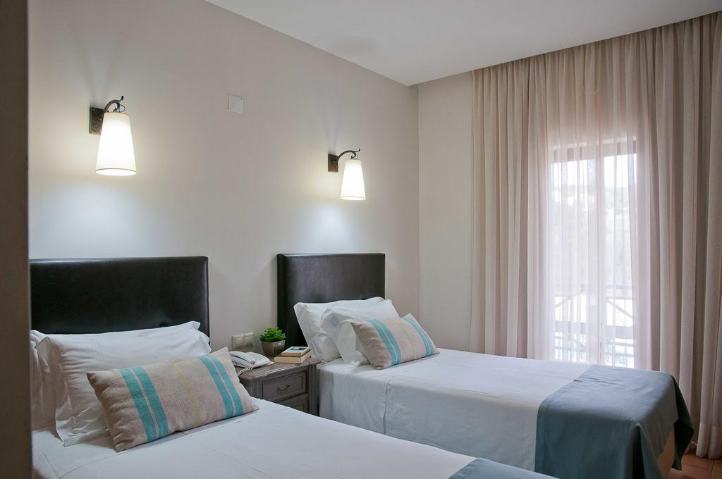 Hotel Parque Das Laranjeiras Виламура Екстериор снимка