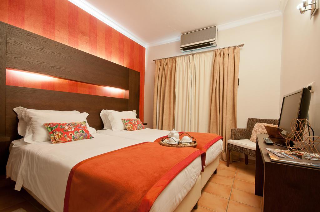 Hotel Parque Das Laranjeiras Виламура Екстериор снимка